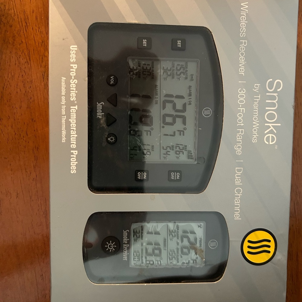 ThermoWorks Smoke Wireless Thermometer never been opened!